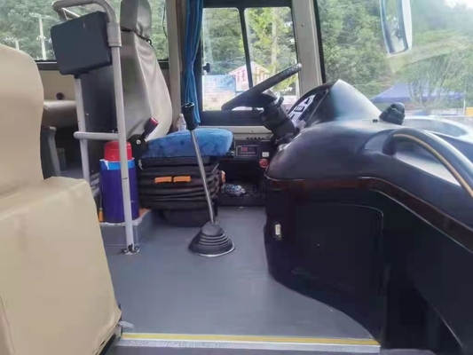 Более высокий автобус в тренере Танзании KLQ6129 Yutong длинном используемом везет 65 автобус на автобусе каботажного судна Тойота плана двигателя 2+3 фронта мест RHD