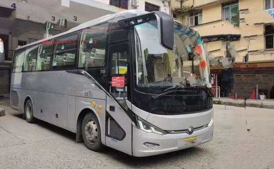 Yutong использовало роскошь автобуса тренера автобуса ZK6907 2021 39 мест автобус Yutong оценивает дизельное шасси воздушной подушки