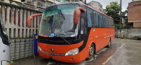 Используемые туристические автобусы ZK6998 Yutong использовали 39 мест дизельный тренер двигателя Yuchai везет используемые междугородние роскошные автобусы на автобусе в 2014 год