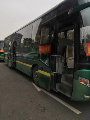 2019 ручной привод левой стороны автобуса тренера Yutong года 49 используемый местами везет задний автобус на автобусе двигателя